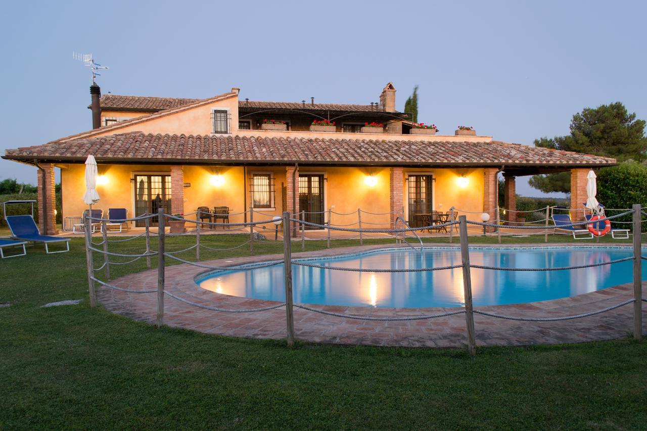 Agriturismo Poggio Delle Conche Pitigliano Exterior photo